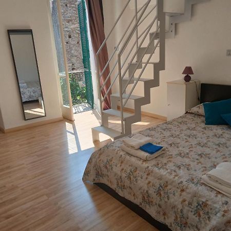 La Casetta Di Giulia Dolceacqua Kültér fotó